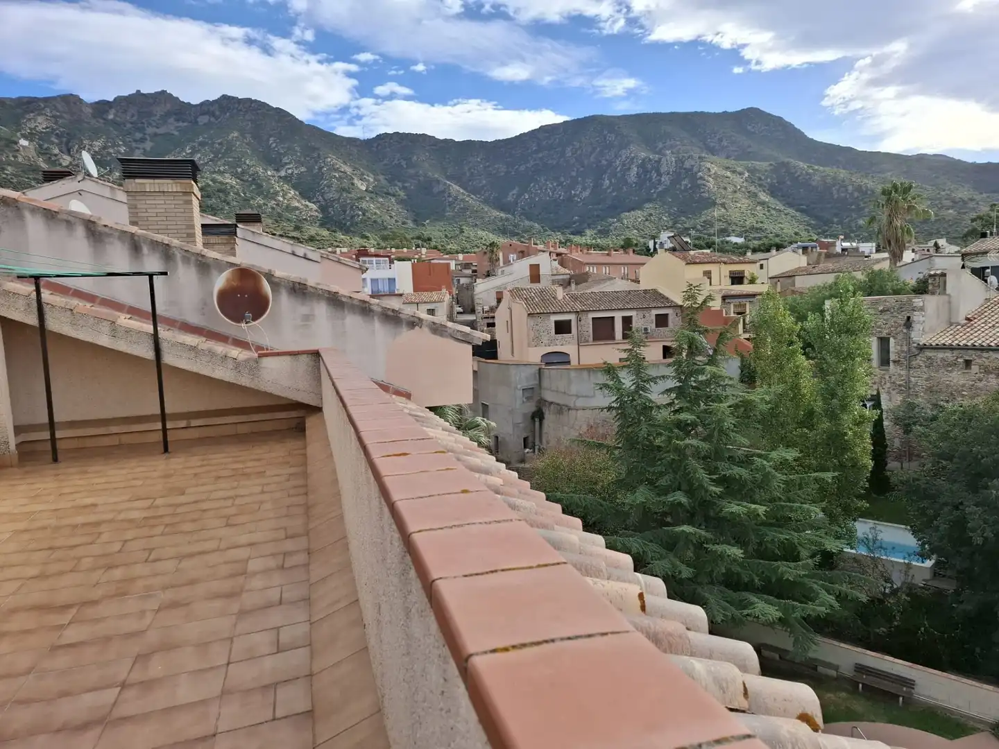 Vista exterior de Planta baja en venta en Palau-saverdera con Calefacción, Terraza y Trastero