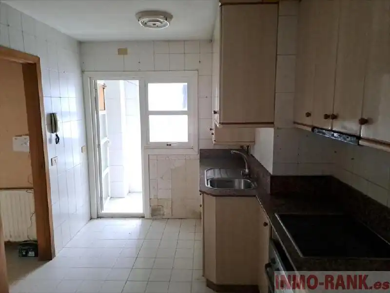 Cocina de Piso en venta en Vigo  con Trastero