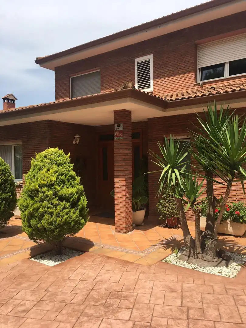 Garden of Houses for sale in Sant Boi de Llobregat  with Air Conditioner, Heating and Swimming Pool
