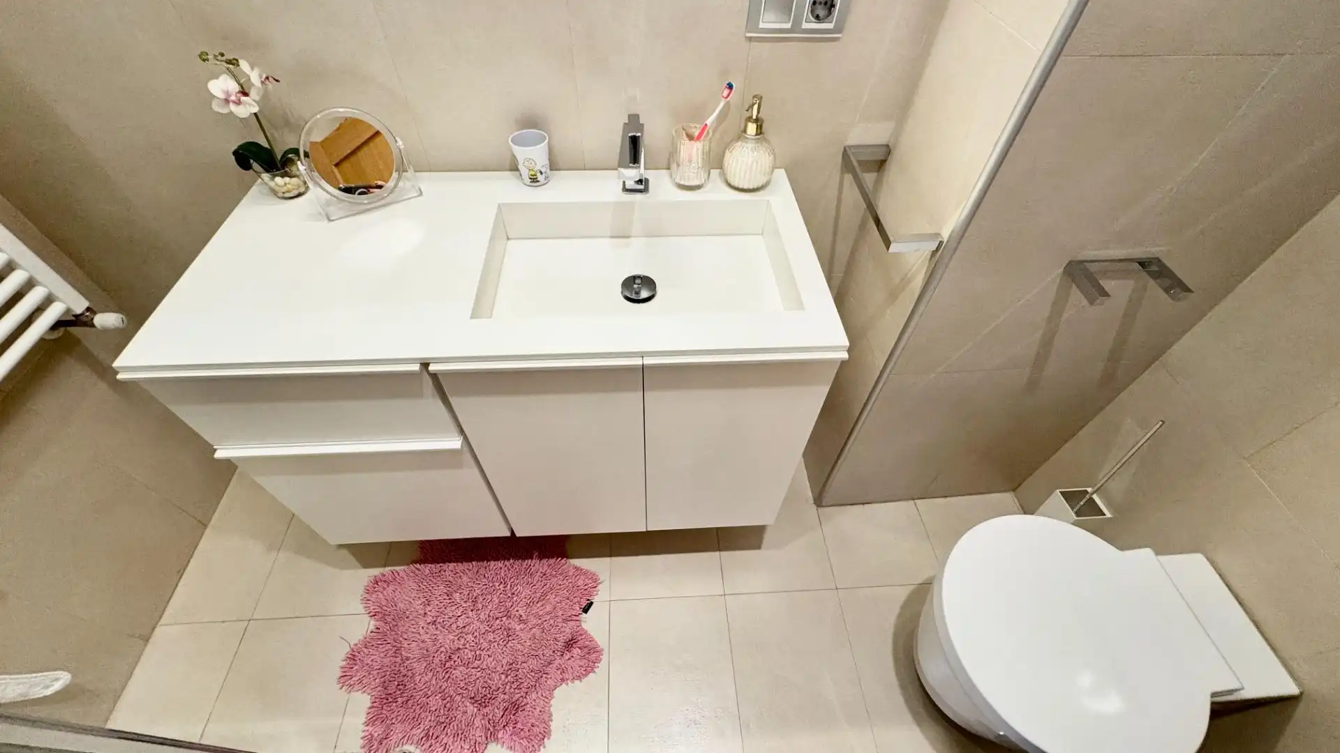 Flat for sale in Avenida Avenida de la Ilustración, 85, Campus de la Salud