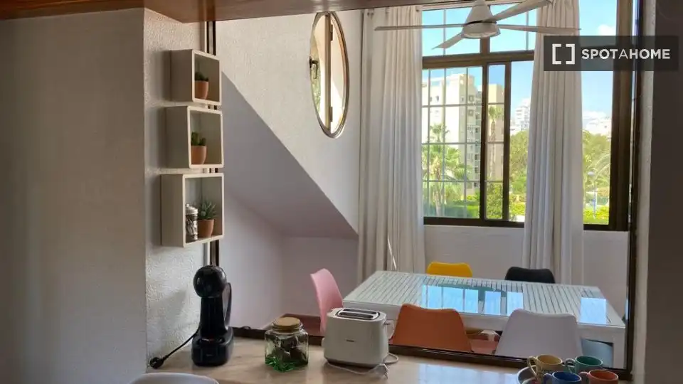 Room in Cala de Finestrat