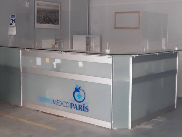 Local comercial en Alquiler en Calle de París, 2 en Avenida Europa