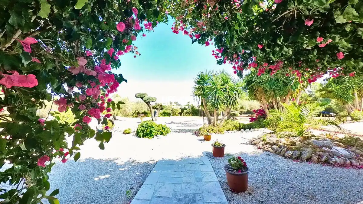 Villa avec piscine à vendre à L'Ampolla, imagen 3