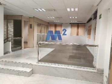 Local comercial en venda a Arturo Soria