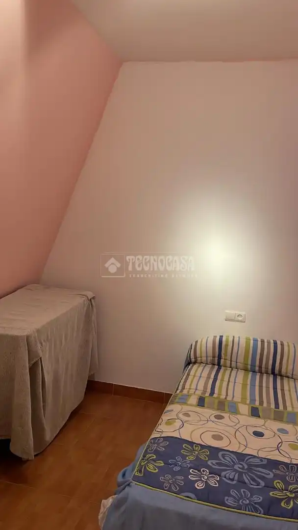 Dormitori de Pis en venda en Úbeda amb Aire condicionat i Calefacció