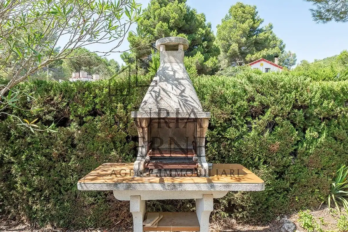 Jardí de Finca rústica en venda en Les Borges del Camp amb Piscina comunitària