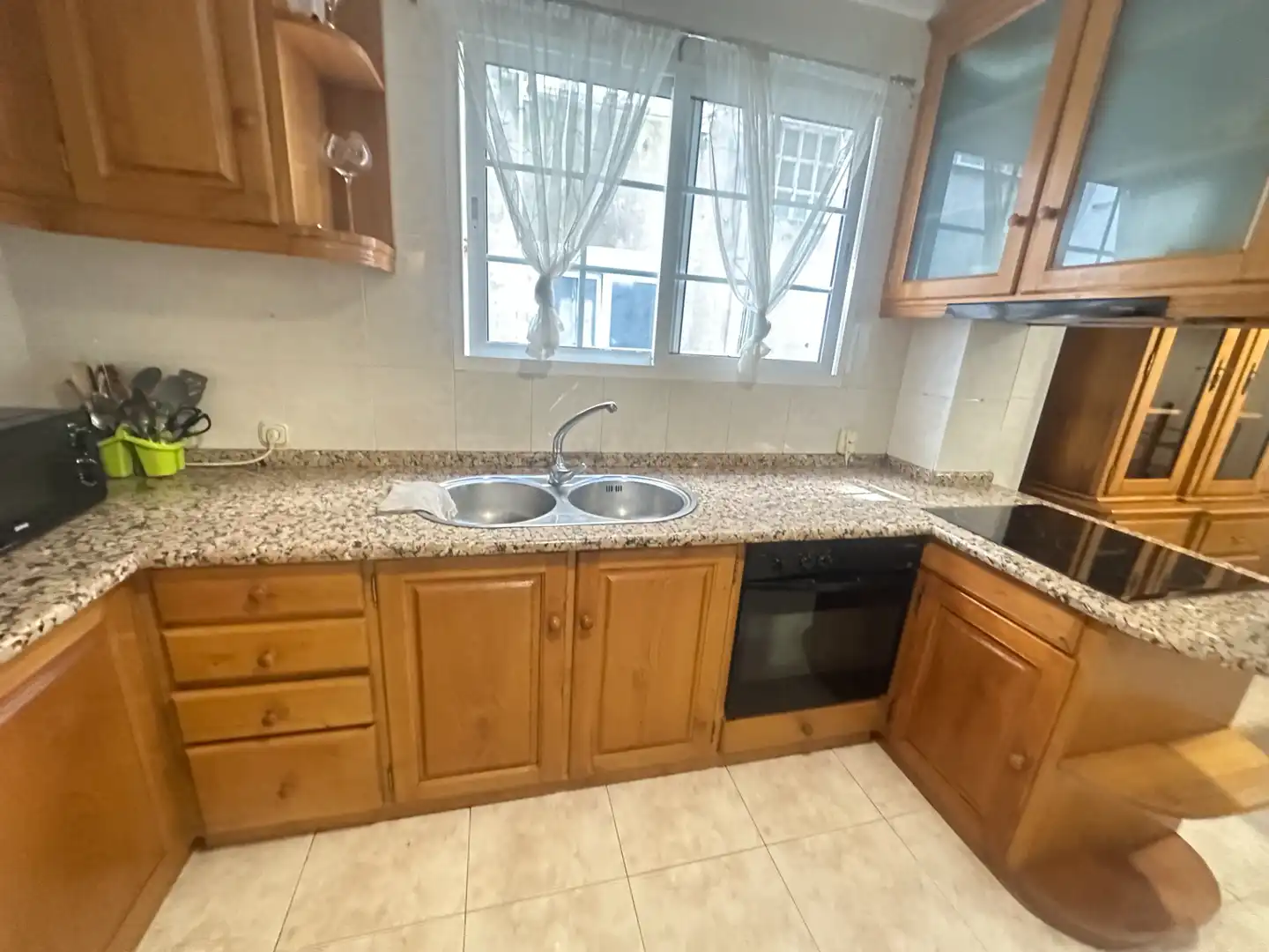 Wohnung zur Miete in Rúa da República de El Salvador, Ensanche - Sar