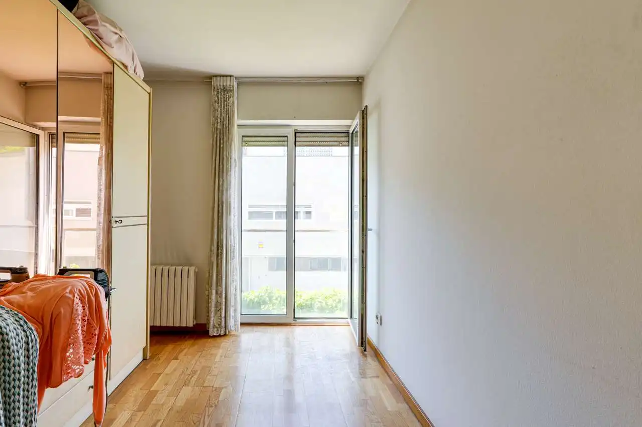 Bedroom of Detached homes for sale in Barcelona  with Air Conditioner, Heating and Terrace