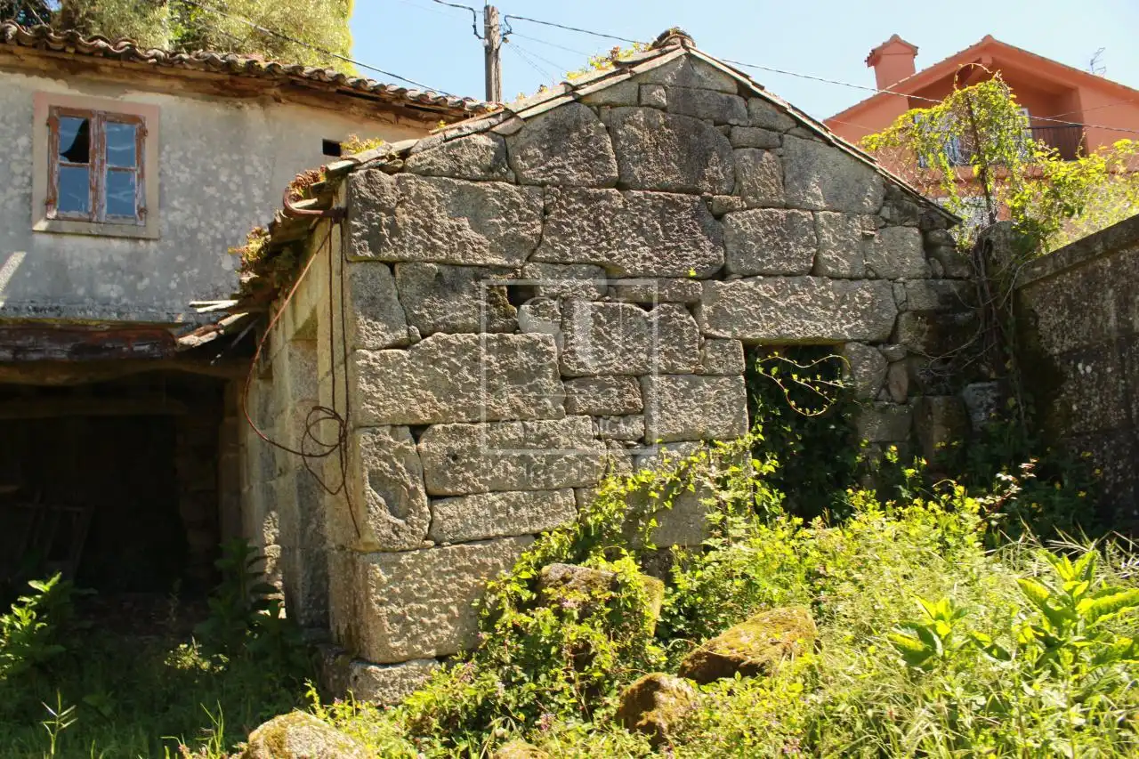 Außenansicht von Haus oder Chalet zum Verkauf in Gondomar mit Heizung und Privatgarten