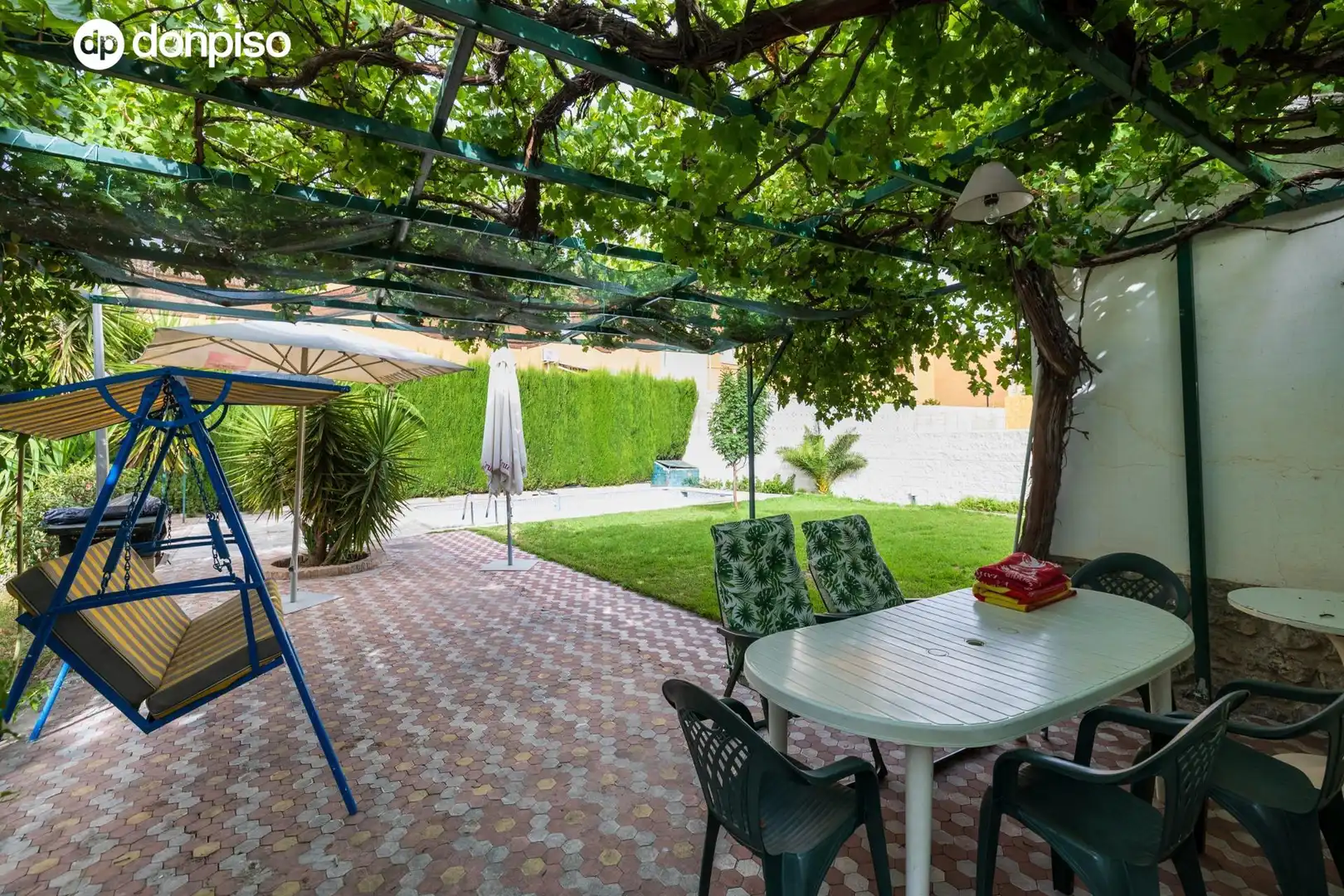 Terraza de Casa o chalet en venta en Armilla con Aire acondicionado, Calefacción y Jardín privado