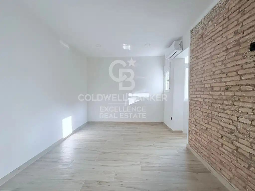 Piso en venta en Calle Menorca, La Creu del Grau