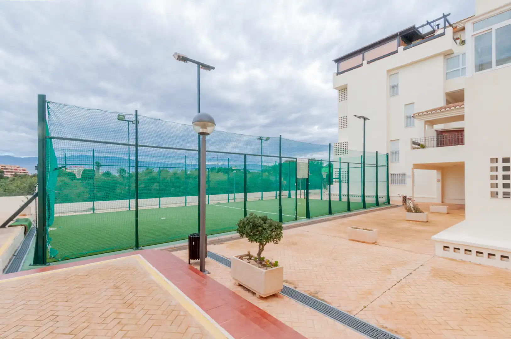 Exterior view of Flat for sale in Roquetas de Mar  with Furnished, Oven and Washing machine