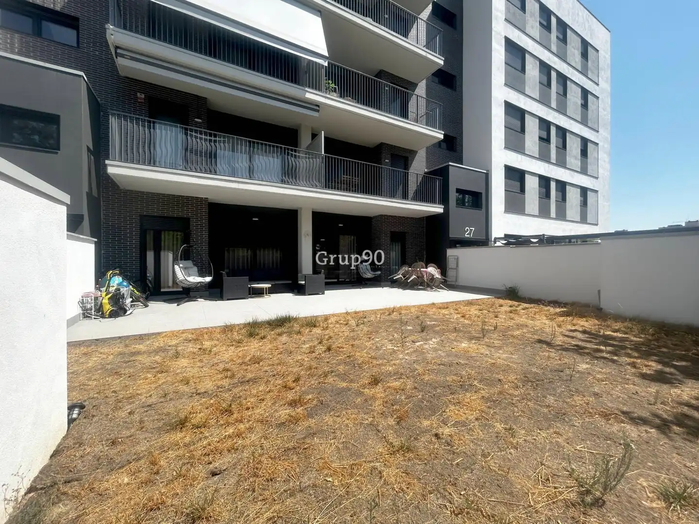Vista exterior de Planta baixa en venda en Lleida amb Calefacció, Jardí privat i Parquet
