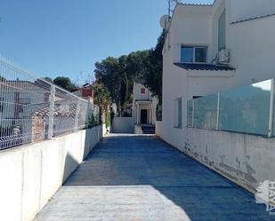 Exterior view of House or chalet for sale in Paterna