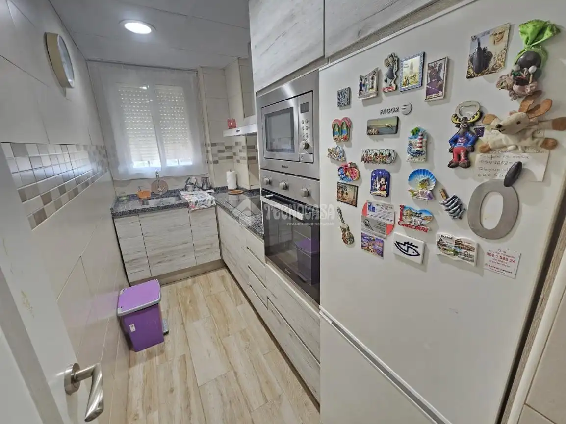 Cuina de Casa adosada en venda en San Juan de Aznalfarache