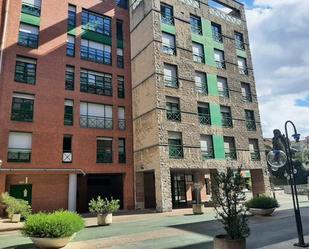 Vista exterior de Pis en venda en Oviedo  amb Calefacció i Traster