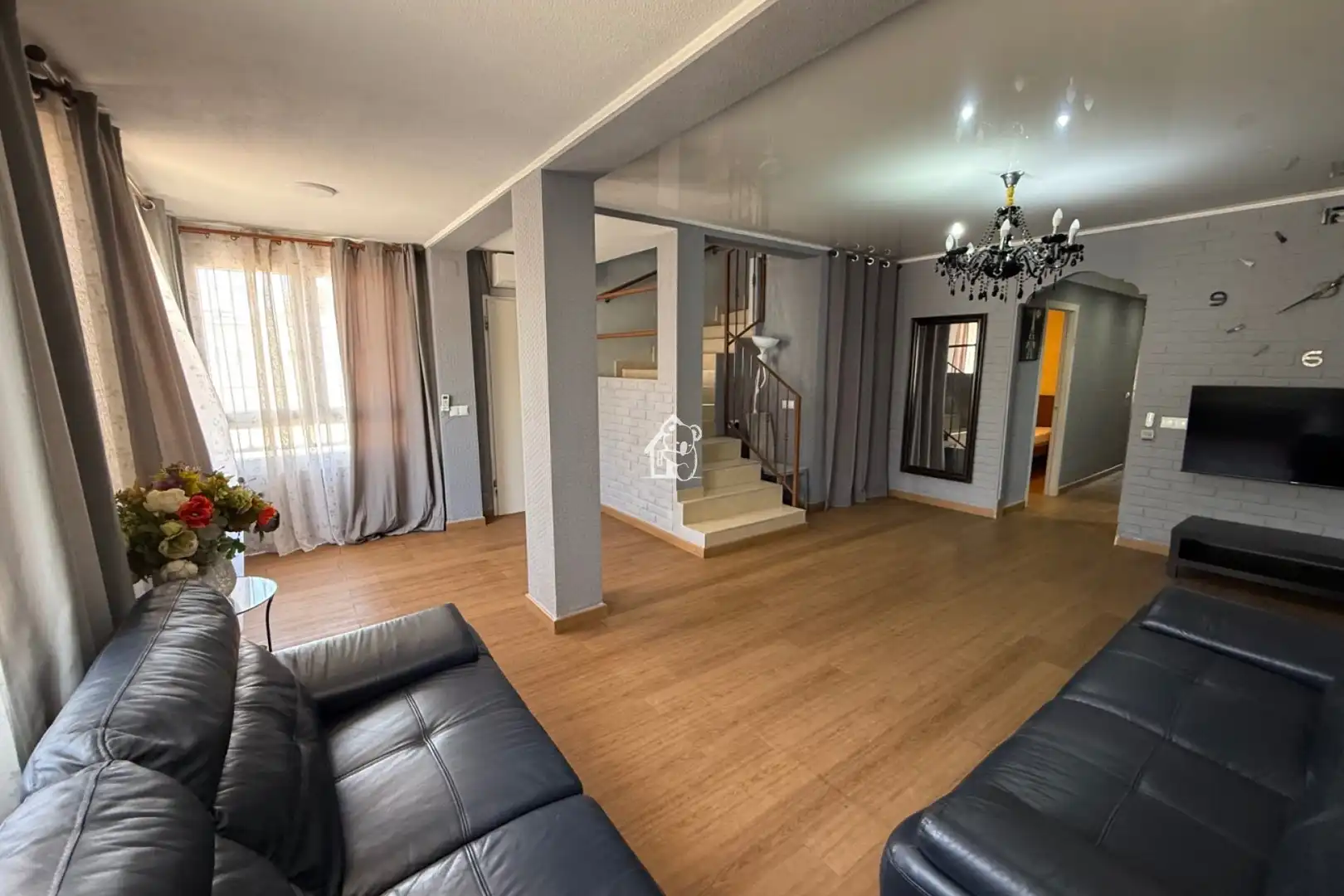 Sala de estar de Casa o chalet de alquiler en Torrevieja con Aire acondicionado, Jardín privado y Terraza