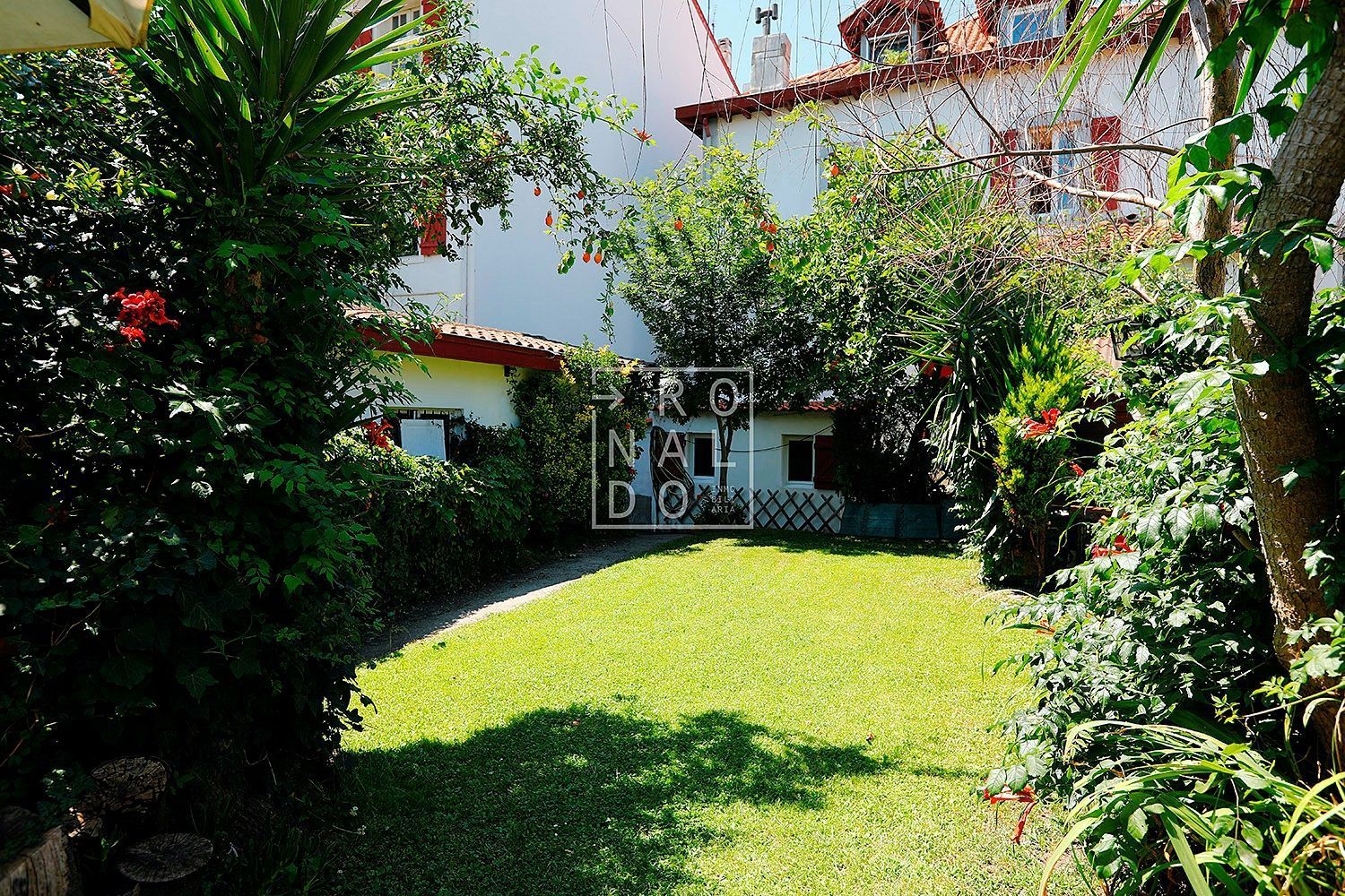 Jardín de Piso en venta en Hendaye con Jardín privado