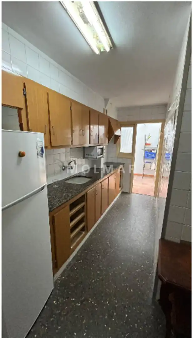 Cocina de Piso en venta en Tavernes de la Valldigna con Terraza, Trastero y Balcón