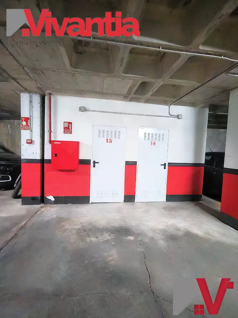 Individuel avec ascenseur à vendre à Calle Rubira, imagen 2