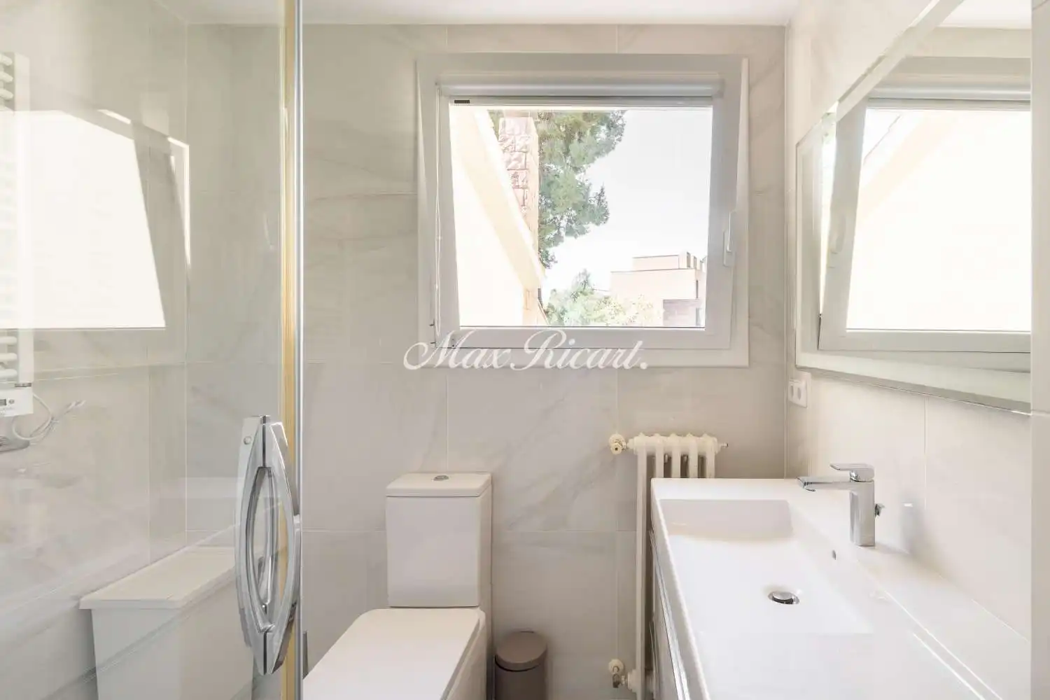 Bathroom of Houses for rent in Barcelona  with Air Conditioner, Heating and Terrace