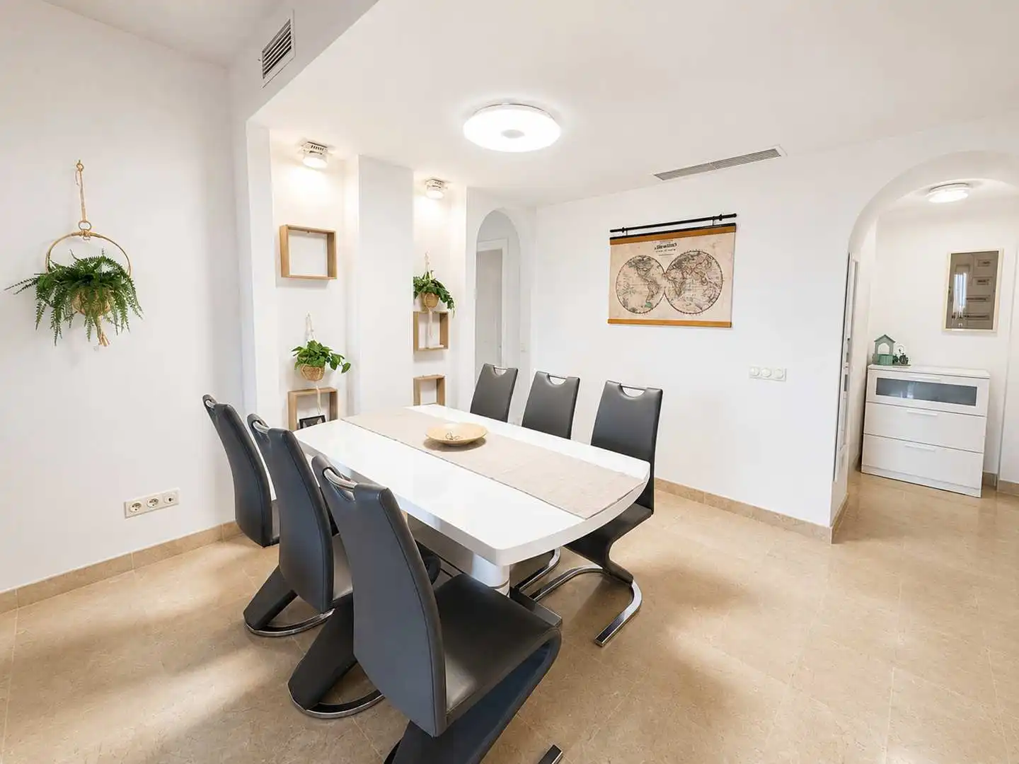 Comedor de Apartamento en venta en Manilva con Aire acondicionado, Calefacción y Terraza