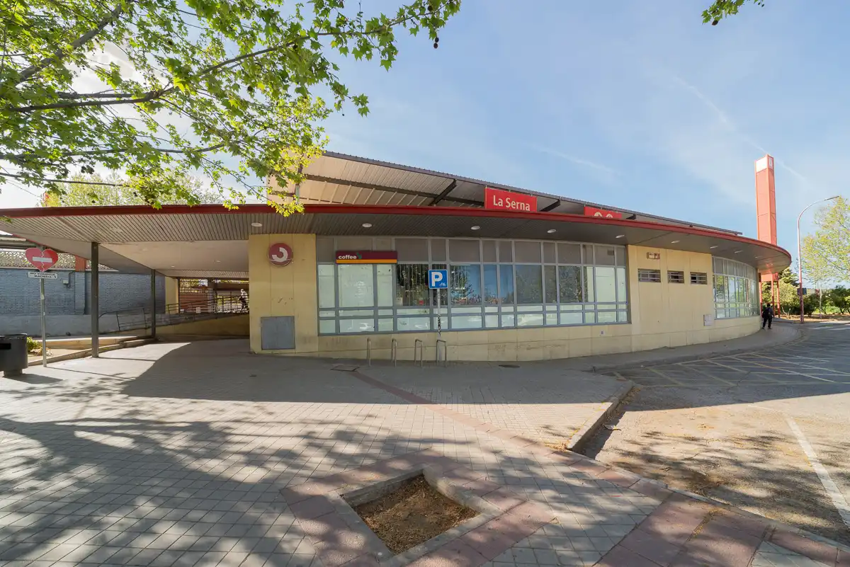 Vista exterior de Planta baixa en venda en Fuenlabrada amb Aire condicionat, Calefacció i Terrassa
