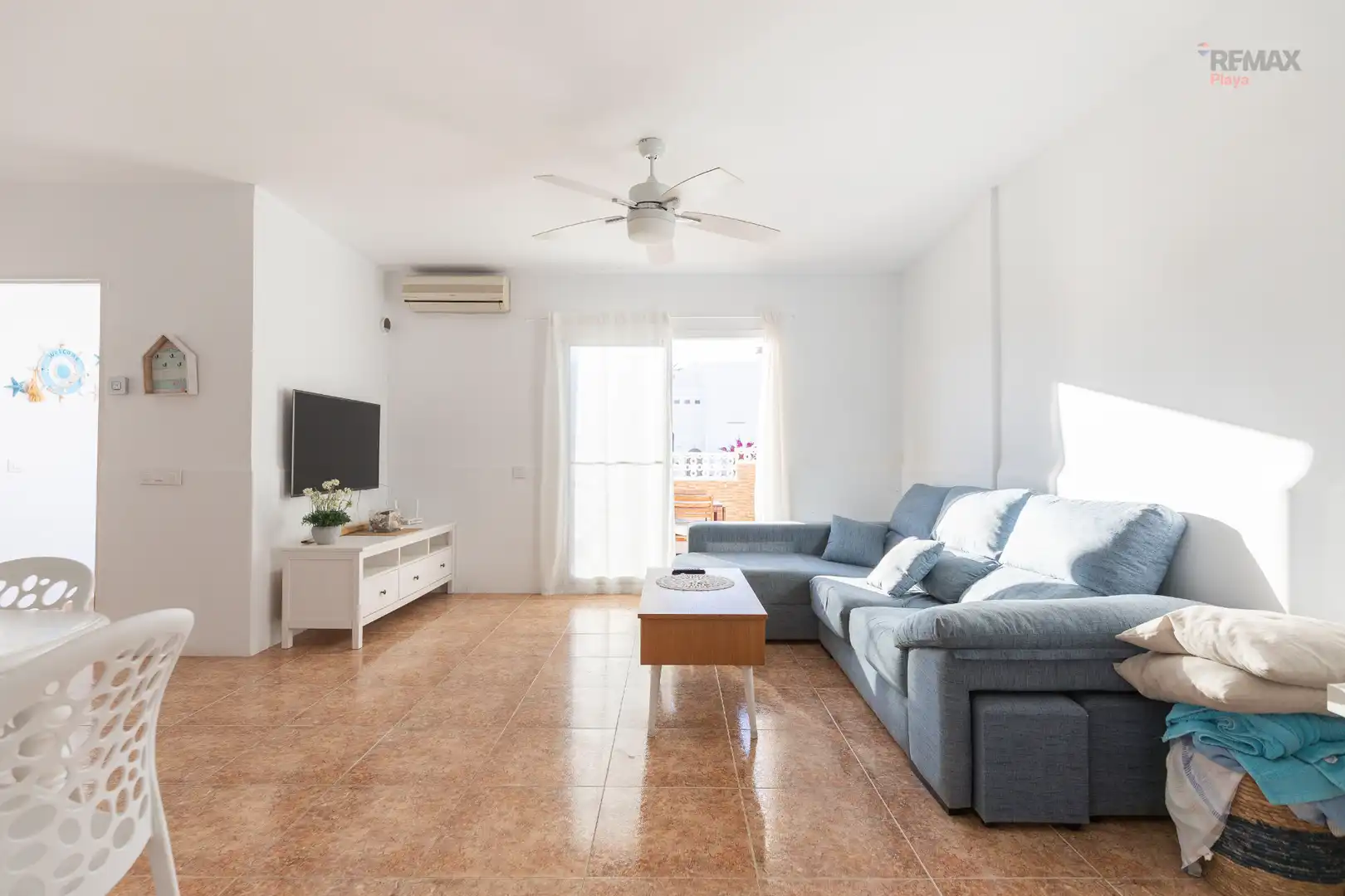 Terraced house with pool for sale in Calle Magallanes 142, imagen 7