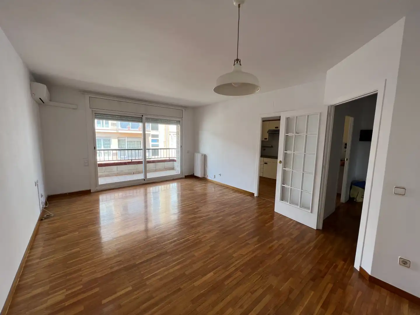 Piso con terraza en venta en Carrer de Josep Renom, imagen 7