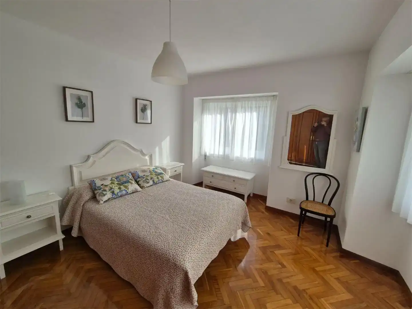 Dormitori de Casa o xalet en venda en Cabana de Bergantiños amb Jardí privat, Parquet i Traster