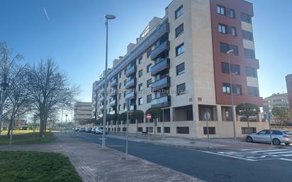 Vista exterior de Apartament en venda en  Logroño amb Aire condicionat, Calefacció i Parquet