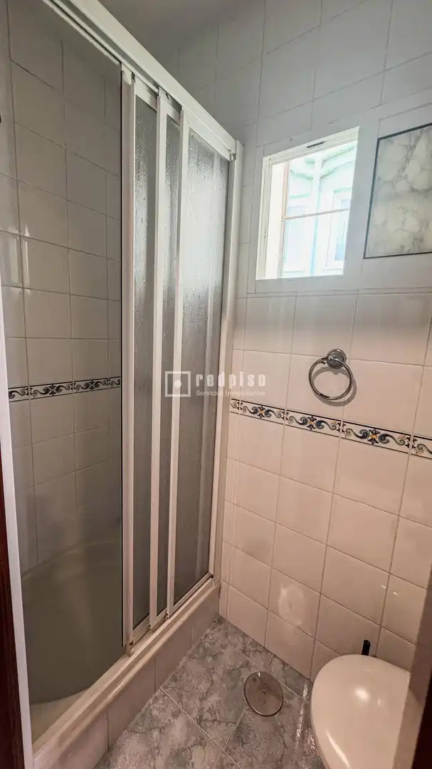 Baño de Piso en venta en Ferrol con Amueblado