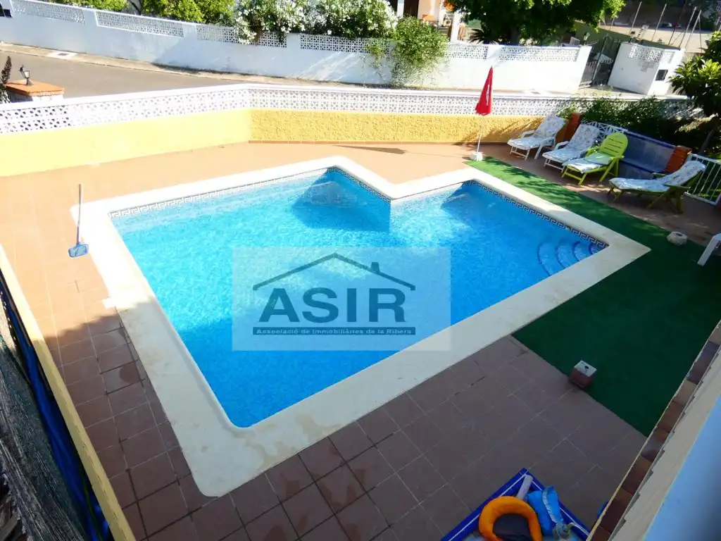 Piscina de Casa o chalet en venta en Alzira con Aire acondicionado, Jardín privado y Terraza