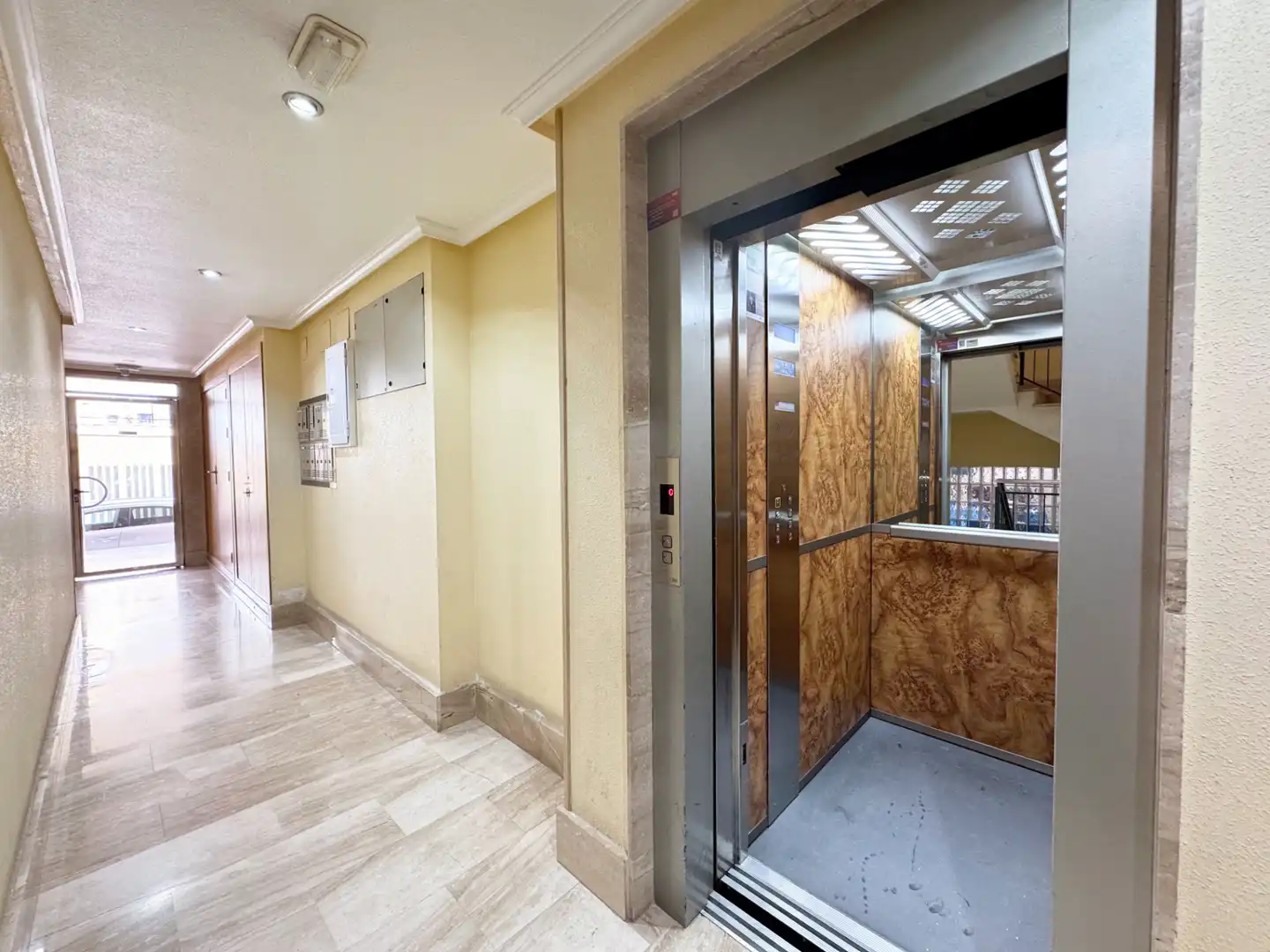 Apartamento en venta en Calle Agustina Aragón, Pilar de la Horadada ciudad