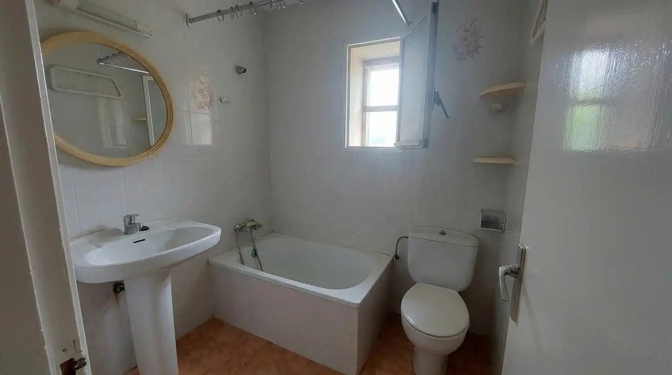 Wohngebäude zum Verkauf in POU DEL, imagen 17
