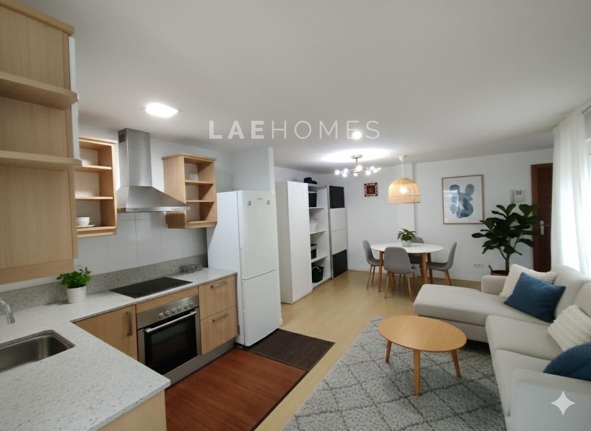 Apartment for sale in Alicante / Alacant  with Air Conditioner and Community pool