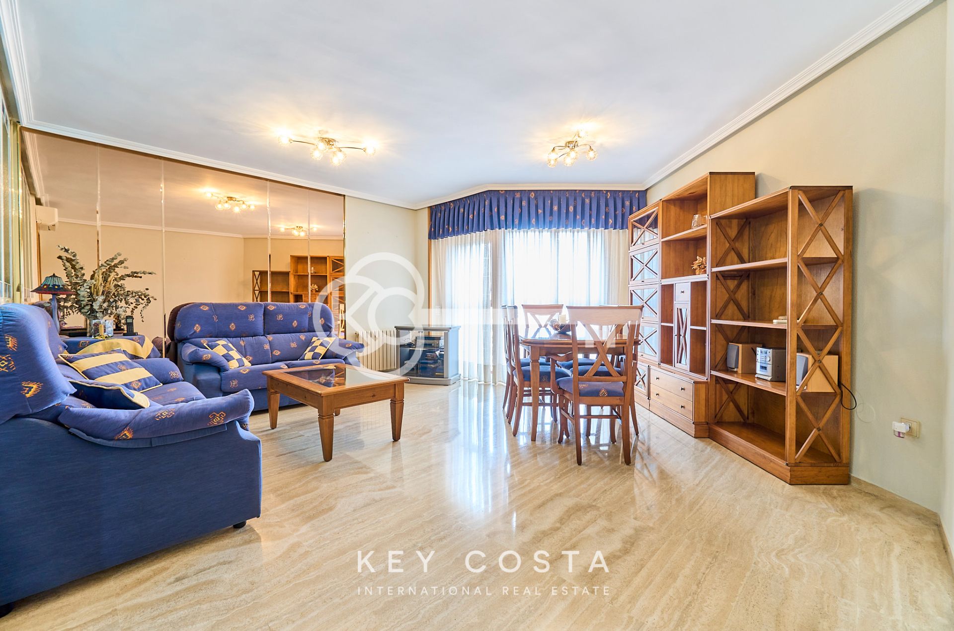 Living room of Flat for sale in Alicante / Alacant  with Air Conditioner and Furnished