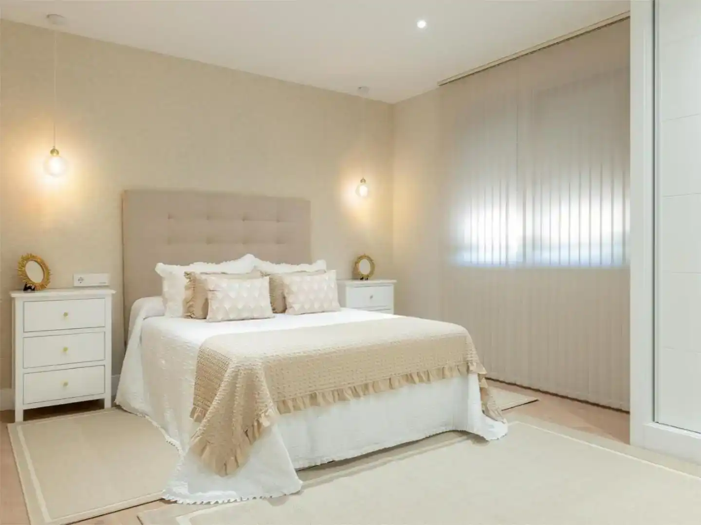 Habitación de Casa o chalet de alquiler en Vilagarcía de Arousa con Aire acondicionado, Jardín privado y Amueblado