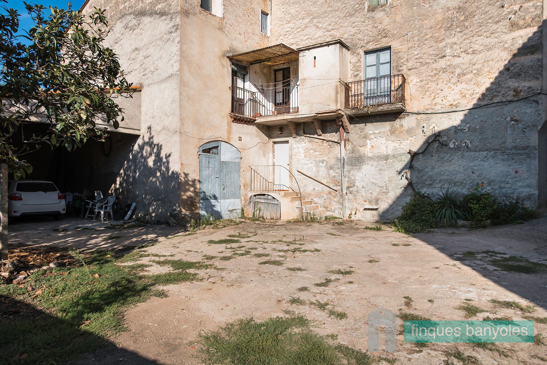 Exterior view of Country house for sale in Serinyà