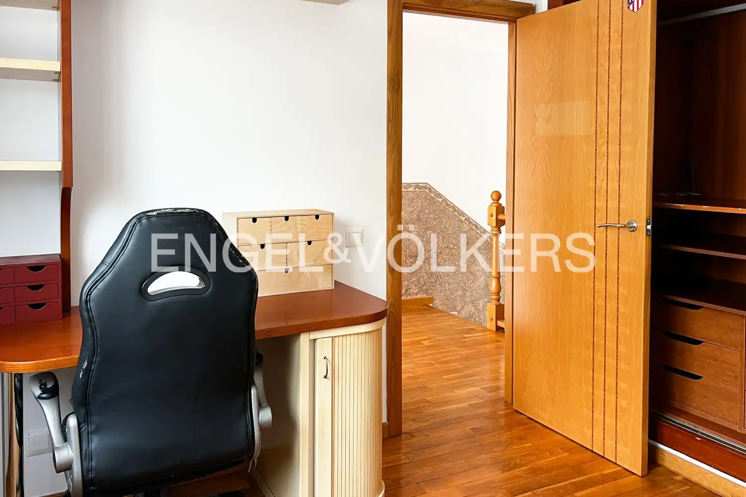 Haus oder Chalet zur Miete in Riba-roja de Túria mit Klimaanlage, Heizung und Privatgarten