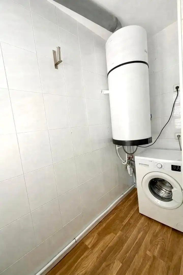 Baño de Ático en venta en Almería con Aire acondicionado, Calefacción y Jardín privado