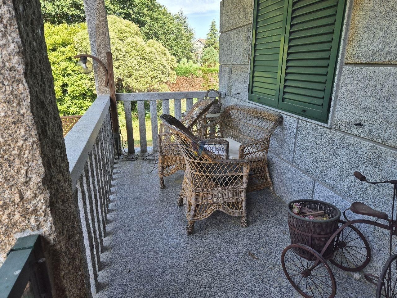 Terrassa de Casa o xalet en venda en Coles amb Calefacció i Jardí privat