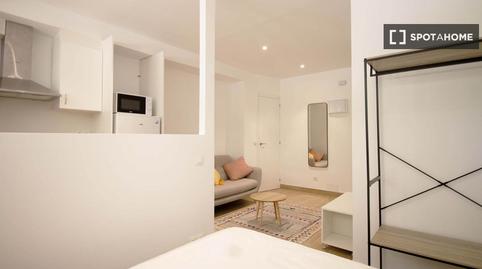 Photo 2 of Study to share in Pinar del Rey, Madrid