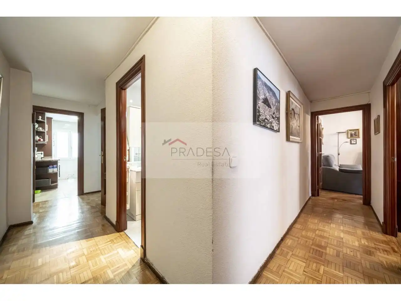 Piso en venta en Madrid con Calefacción, Parquet y Terraza