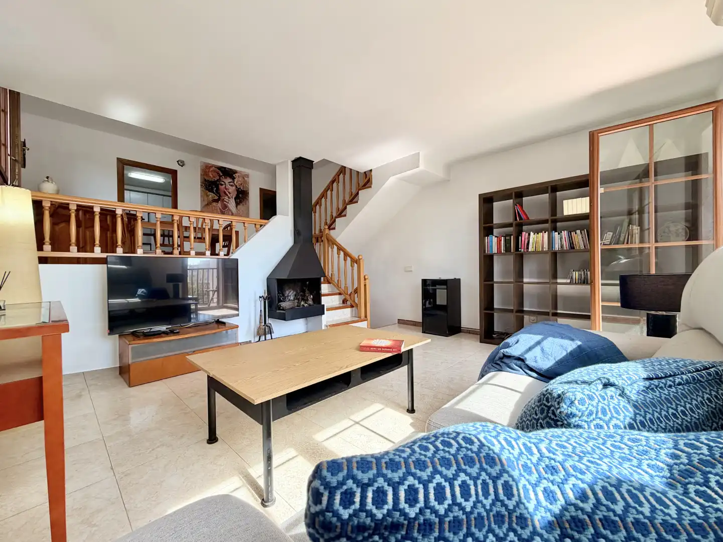 Living room of Detached homes for sale in El Vendrell  with Air Conditioner, Heating and Terrace