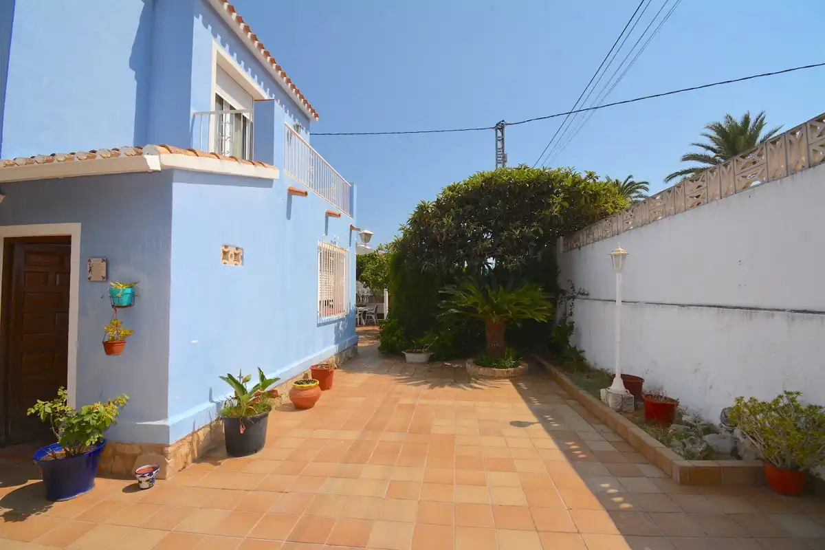 Vista exterior de Casa o chalet en venta en Dénia con Aire acondicionado, Calefacción y Jardín privado
