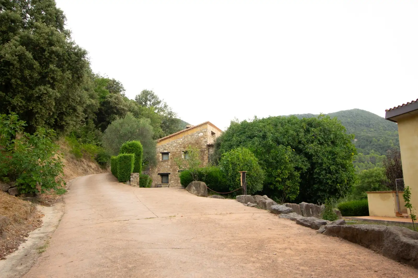 Vista exterior de Finca rústica en venda en Mieres (Girona) amb Jardí privat, Terrassa i Traster