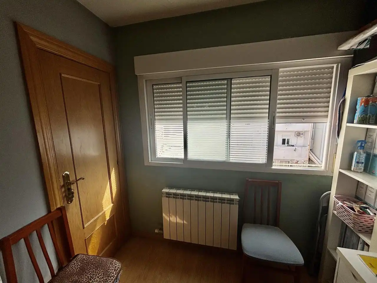 Bedroom of Flat for sale in Zaragoza  with Air Conditioner, Heating and Balcony
