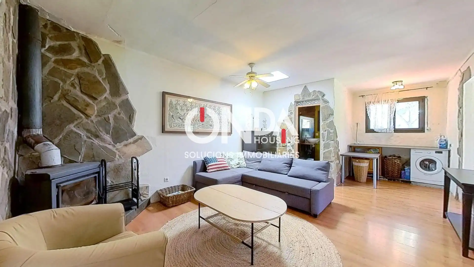 Living room of Houses for sale in Camarasa  with Heating, Private garden and Parquet flooring