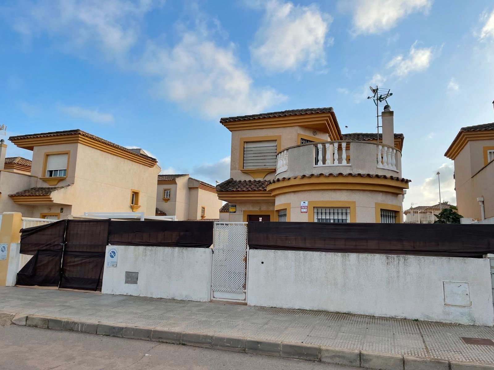 Exterior view of House or chalet for sale in Cartagena  with Private garden, Terrace and Balcony